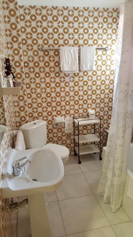 Hostal Residencia Catalina Palamos Ngoại thất bức ảnh