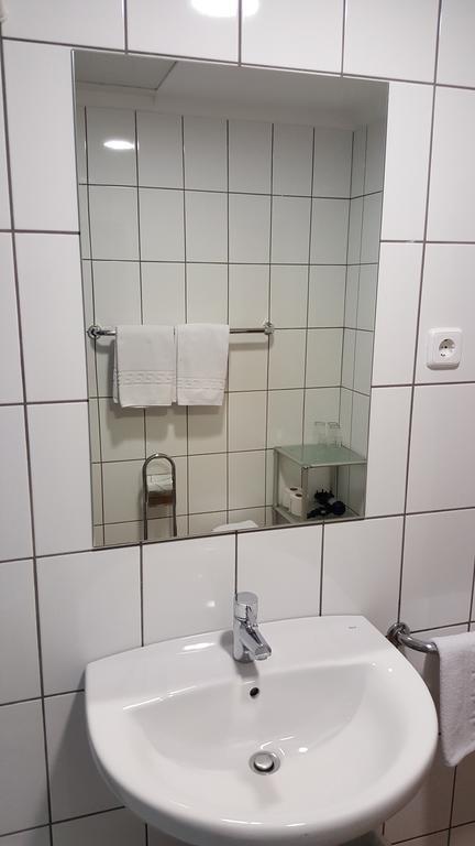 Hostal Residencia Catalina Palamos Ngoại thất bức ảnh