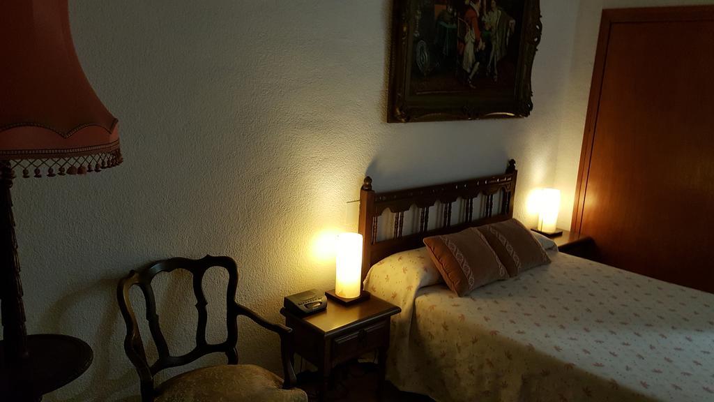 Hostal Residencia Catalina Palamos Ngoại thất bức ảnh