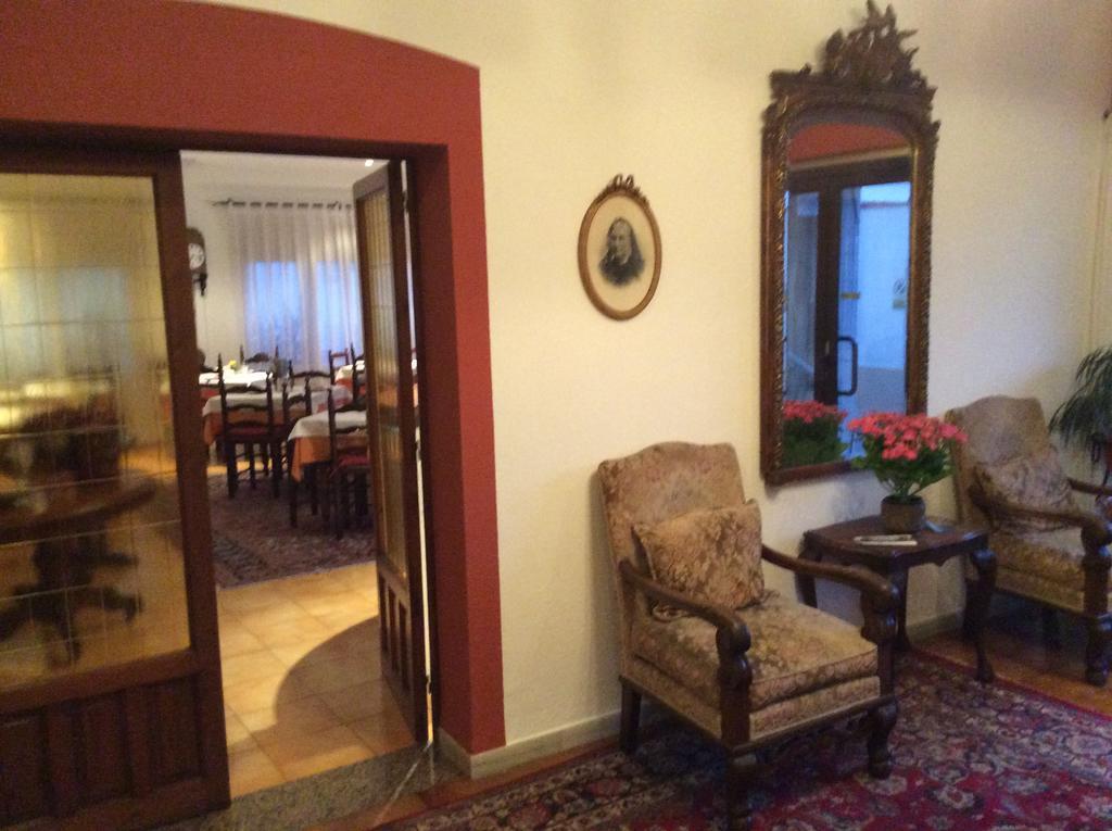 Hostal Residencia Catalina Palamos Ngoại thất bức ảnh
